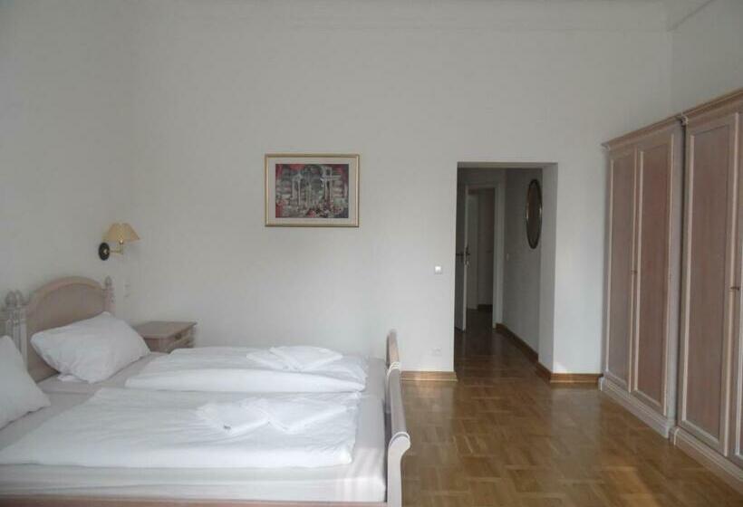 Номер Стандарт, Augustenhof