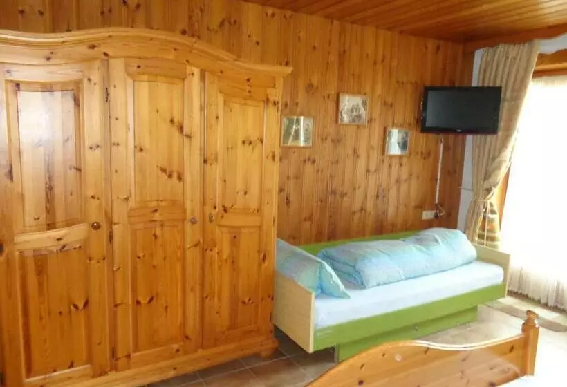 スタンダードトリプルルーム, Gästehaus Eschenhof