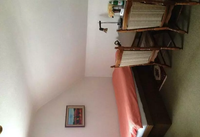 اتاق استاندارد, Guesthouse Airminis