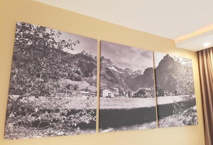 חדר סטנדרט לשלושה, Haus Büderich