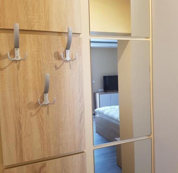 חדר סטנדרט לשלושה, Haus Büderich