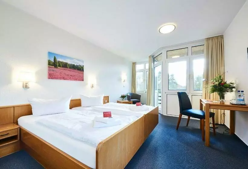 Standard-huone Parveke, Krelinger Freizeit  Und Tagungszentrum
