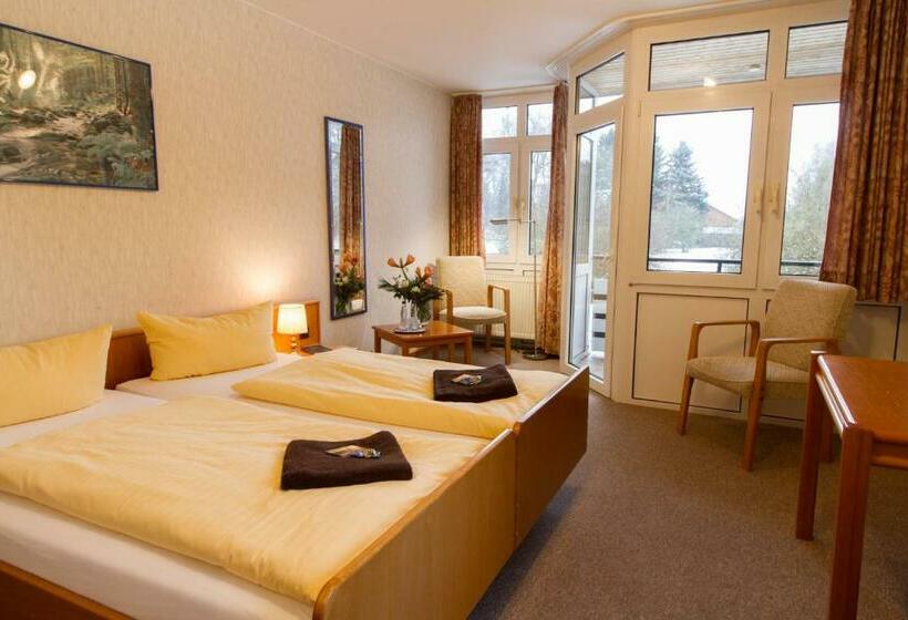 غرفة قياسية مزوَّدة بشُرفة, Krelinger Freizeit Und Tagungszentrum