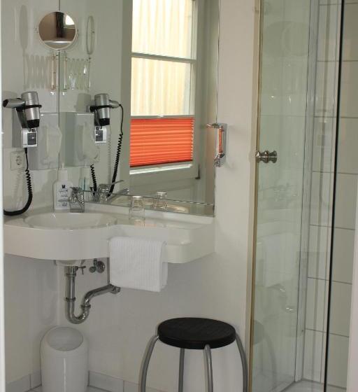 Quarto Comfort Individual, Aspire Kronprinz, Trademark Collection By Wyndham