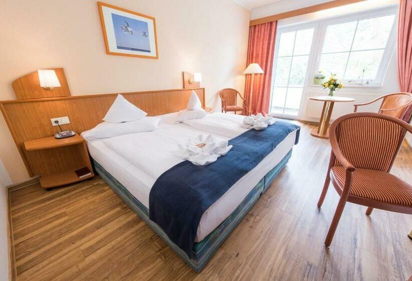 디럭스 룸 측면 바다 전망, Ostseewoge