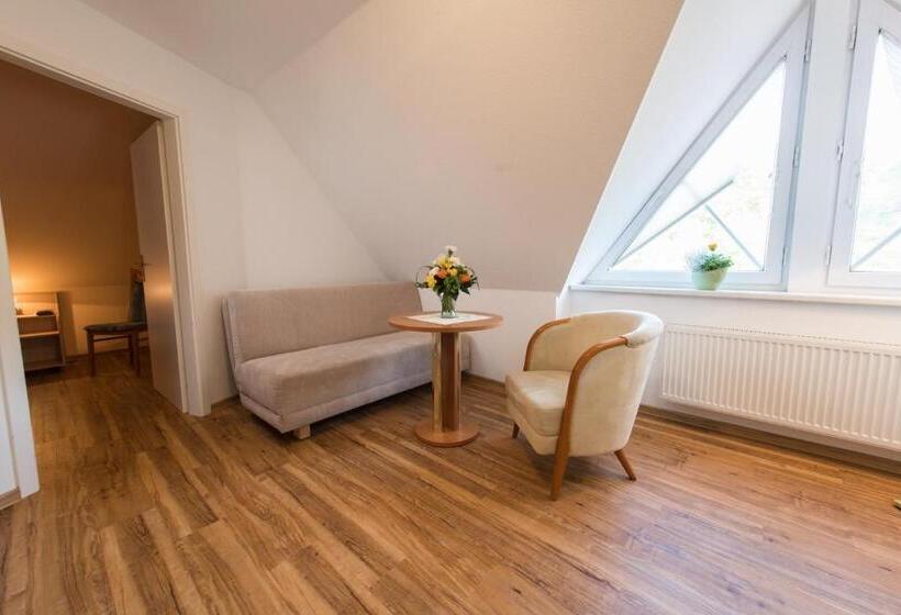 주니어 스위트 측면 바다 전망, Ostseewoge