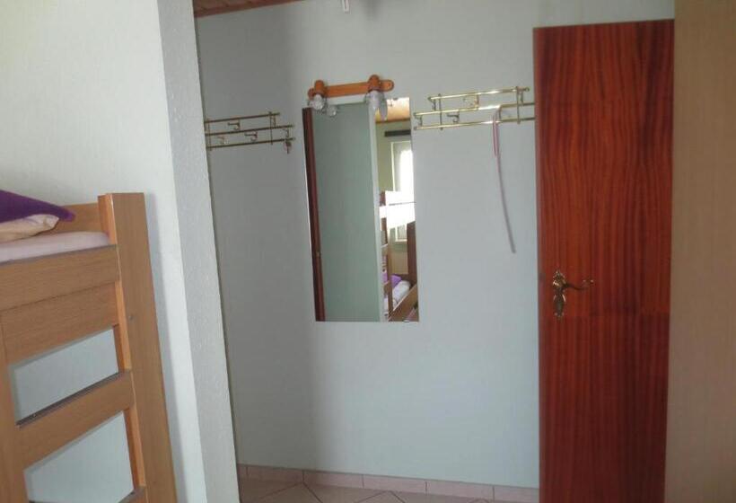 Апартаменты 2 Спальни с Балконом, Pension Barghus