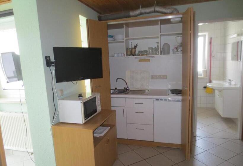 Апартаменты 2 Спальни с Балконом, Pension Barghus