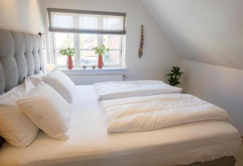 ３ベッドルームアパートメント, Plesners Bade