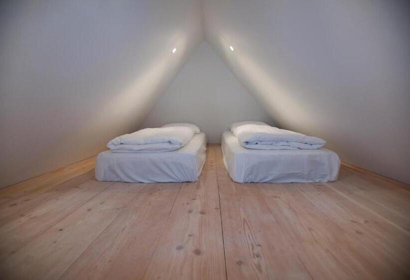 ３ベッドルームアパートメント, Plesners Bade