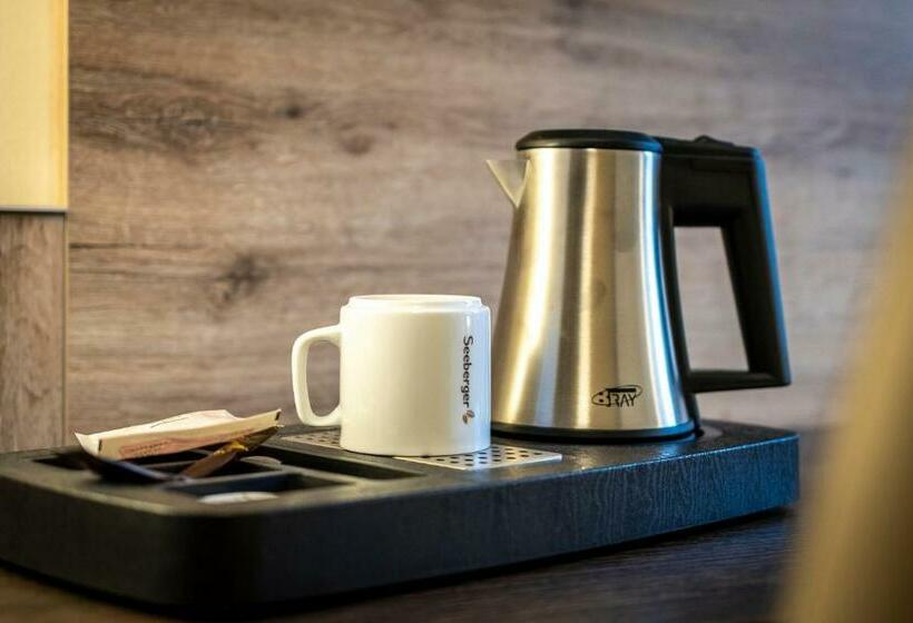 Номер Стандарт Индивидуальный, Ratskeller Schwarzenberg