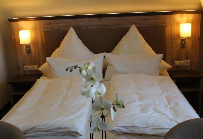 Номер Superior Вид на Город, Ratskeller Schwarzenberg