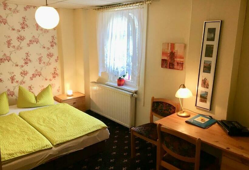 اتاق استاندارد, Schweizerhaus