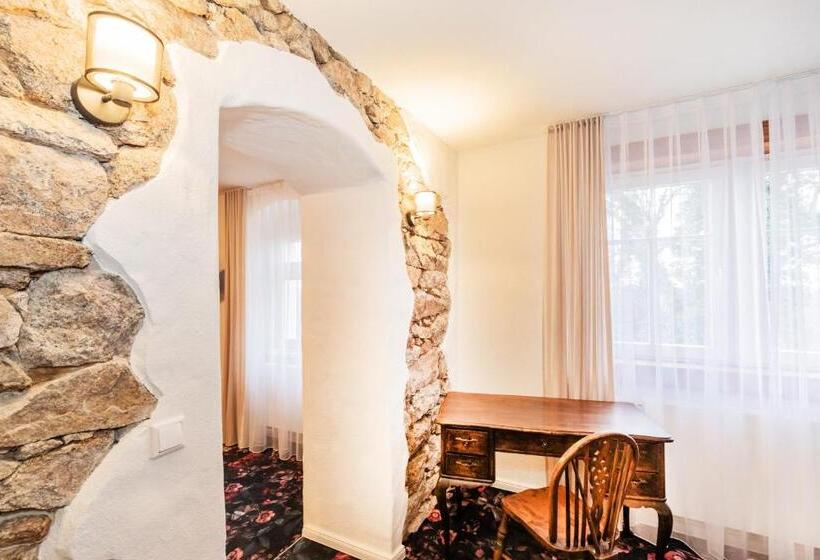 غرفة قياسية, Zum Pfeiffer