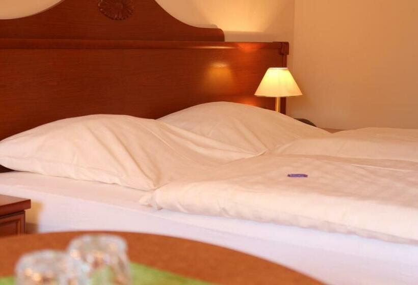 标准间, Zur Querensteder Mühle