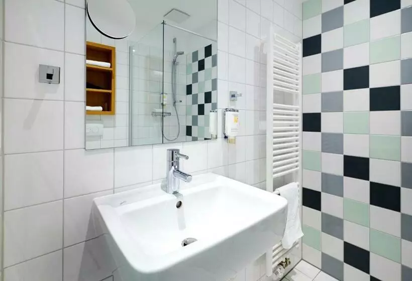 اتاق استاندارد یک نفره, Im Jaich Hotel Bremerhaven