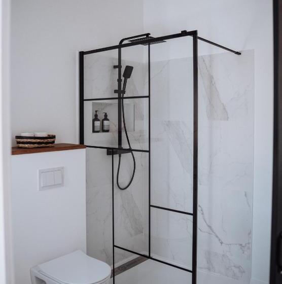 חדר סטנדרט עם מרפסת, Biarritz Surf Lodge Chambre D Hôtes