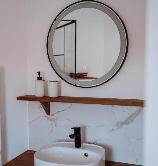 חדר סטנדרט עם מרפסת, Biarritz Surf Lodge Chambre D Hôtes