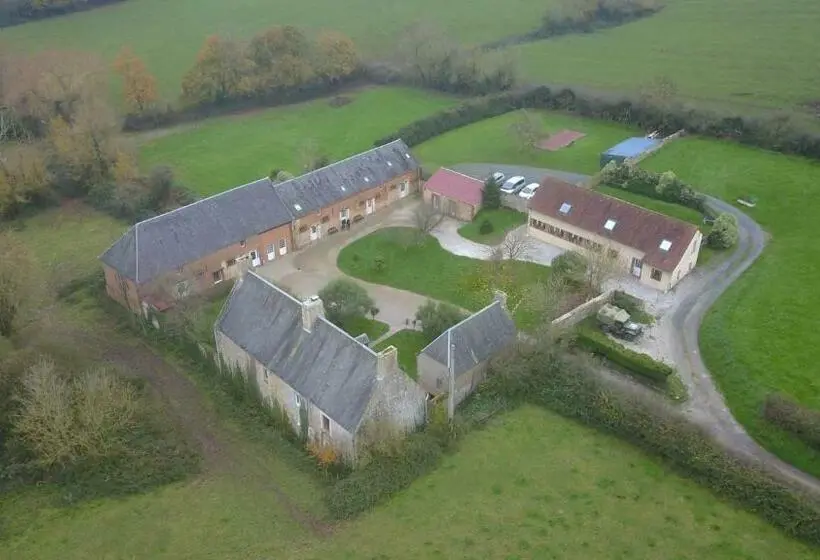 ４ベッドルームハウス, Gîte Utah Du Domaine De Saint Vigor