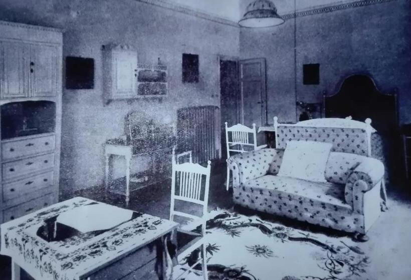 Suite with Terrace, Foresteria Villa Puccini Casa Per Ferie