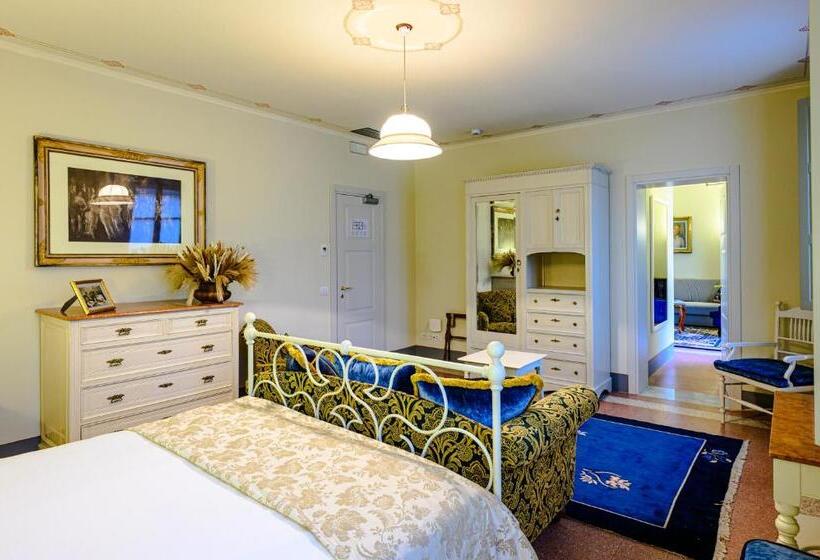 Suite with Terrace, Foresteria Villa Puccini Casa Per Ferie