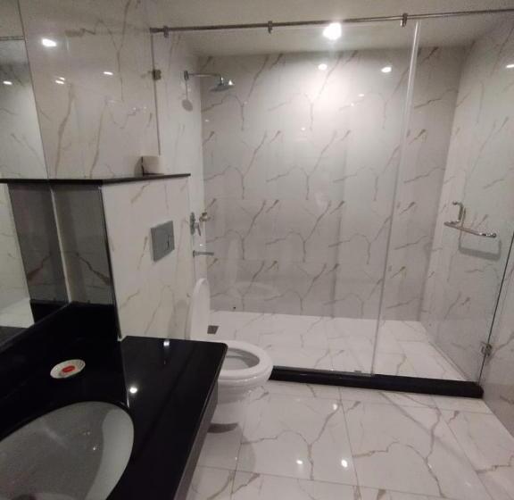 اتاق سوپریور, Avari Xpress Gilgit