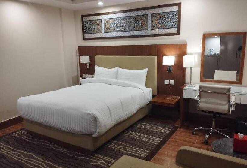 اتاق سوپریور, Avari Xpress Gilgit