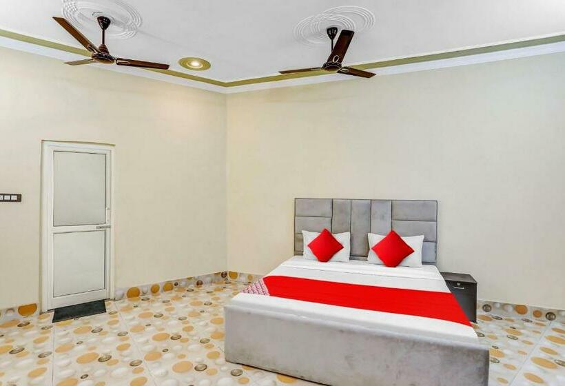 Трехместный Номер Классика, Flagship Friends Guest House