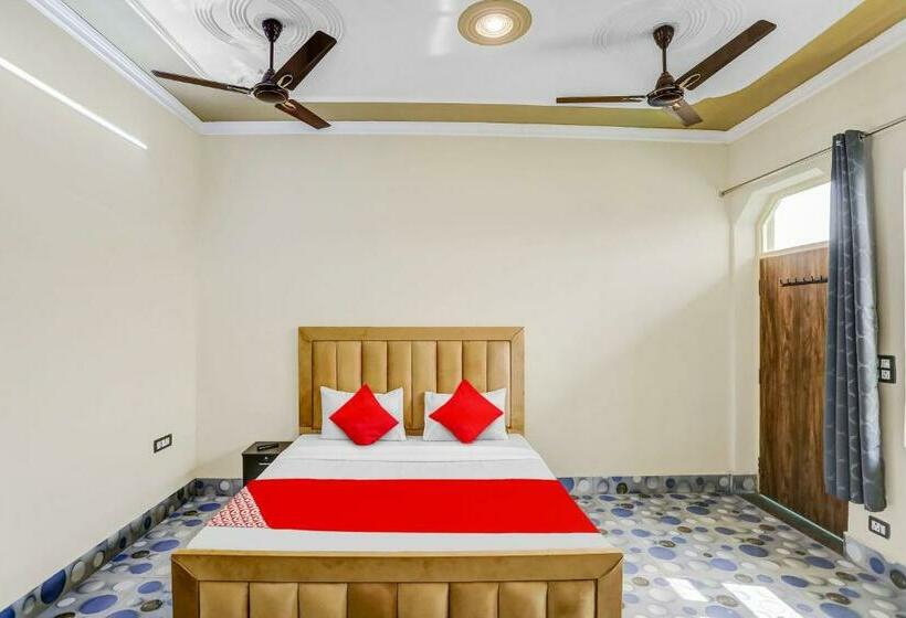 트리플 클래식 룸, Flagship Friends Guest House