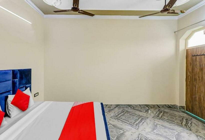 트리플 클래식 룸, Flagship Friends Guest House