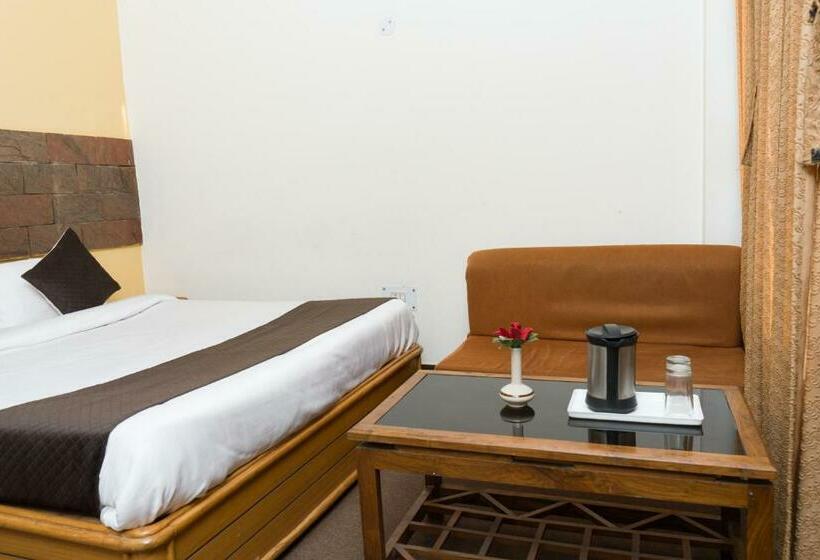 Номер Deluxe, The Hill Paradise