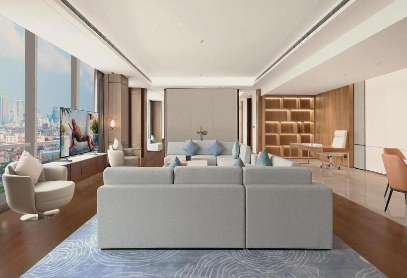 סוויטה נשיאותית, Vm