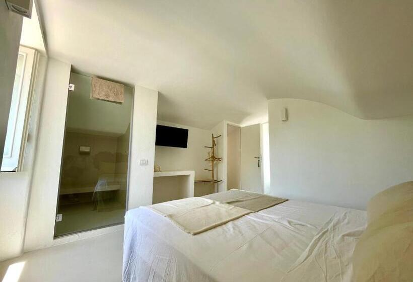 اتاق لوکس با بالکن و چشم‌انداز دریا, Villa Morea & Rooms In Procida