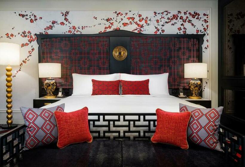 اتاق استاندارد با تخت بزرگ, The Karl Lagerfeld