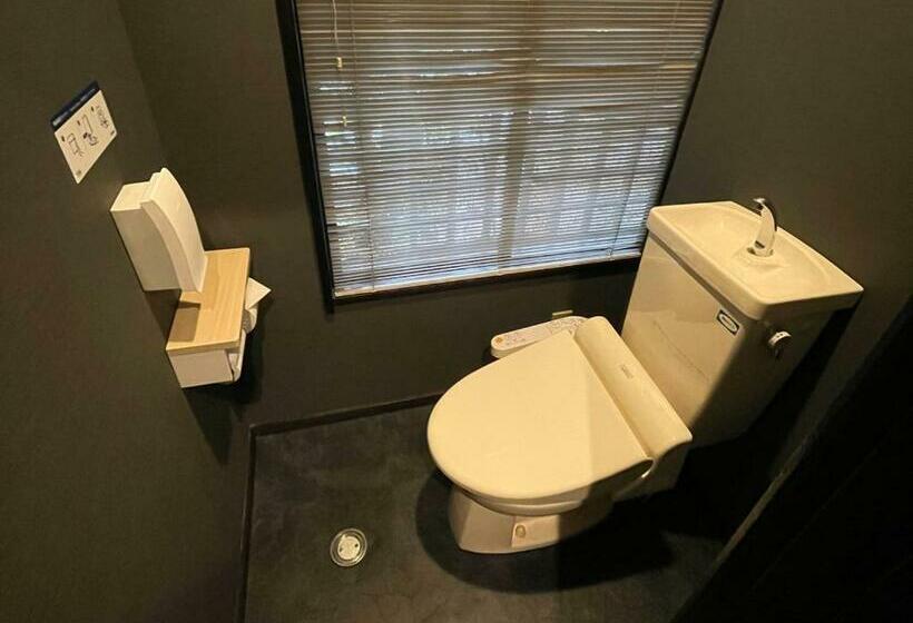 Номер Стандарт, 京よろず