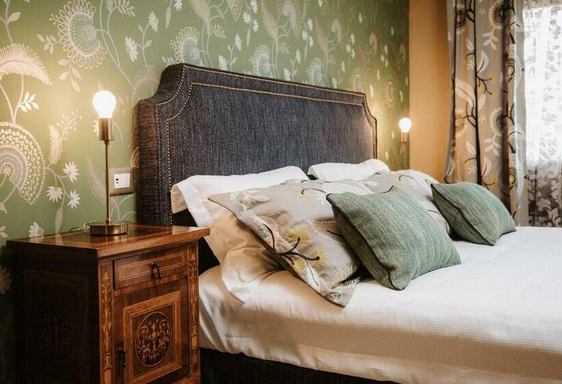 غرفة ديلوكس ثلاثية, Ca Lisel