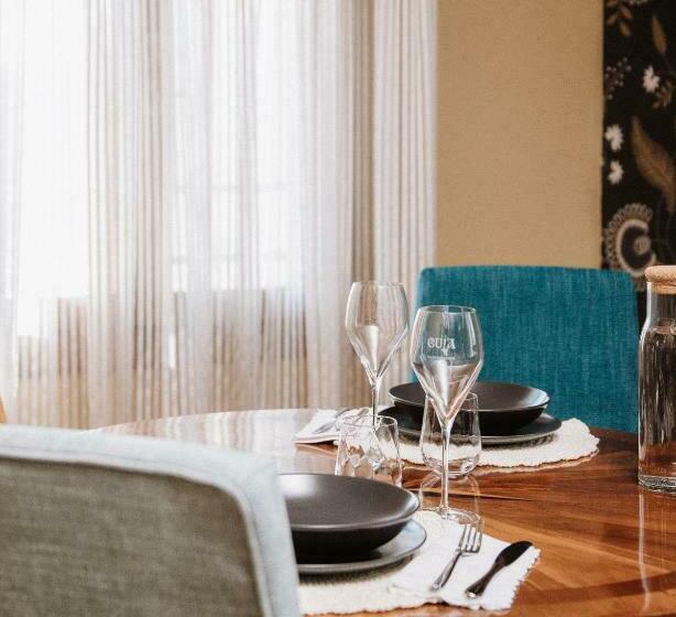 غرفة ديلوكس ثلاثية, Ca Lisel