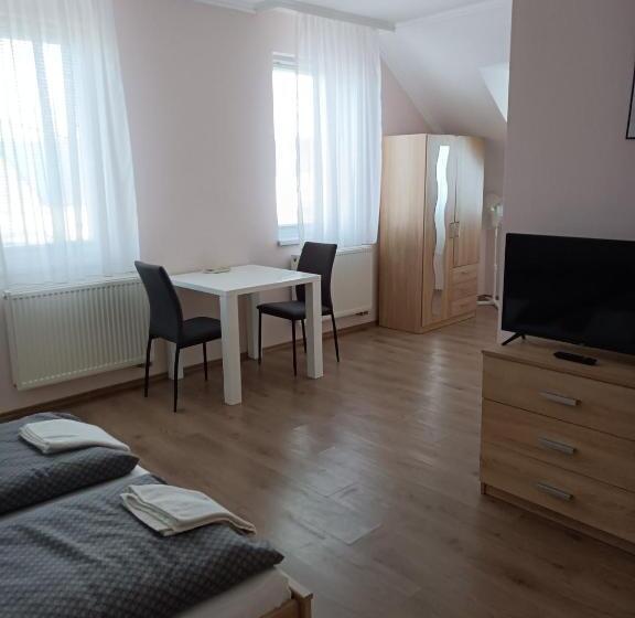 Номер Стандарт, Jázmin Vendégház