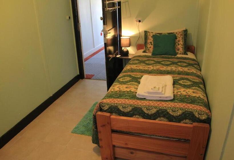 חדר סטנדרט יחיד, The Woomelang