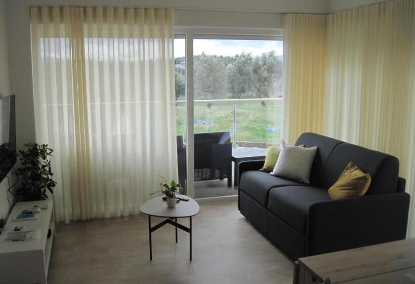 ファミリールーム, Casas Nas Hortas