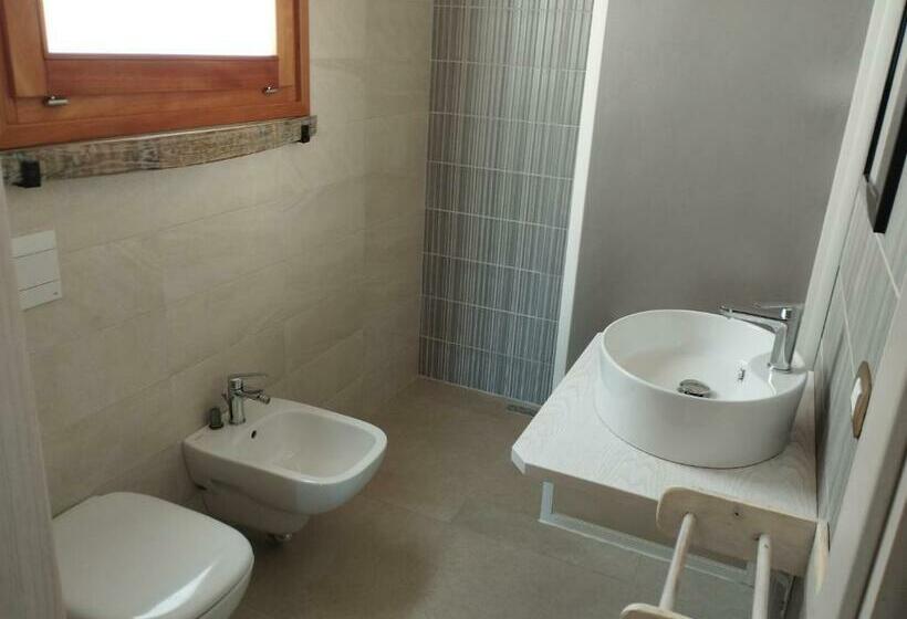 غرفة ديلوكس مطلّة علي البحر, New Suites Sea View Sardinia, Castelsardo