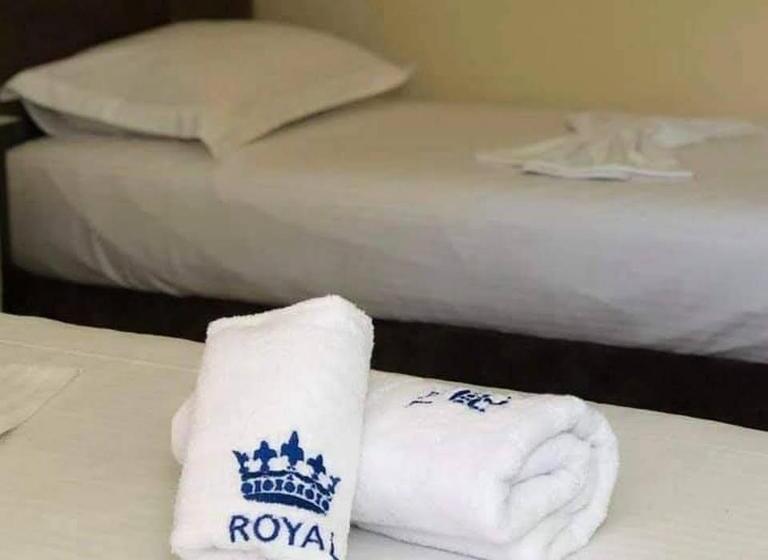 3 Bett Klassisches Zimmer, Himara Royal