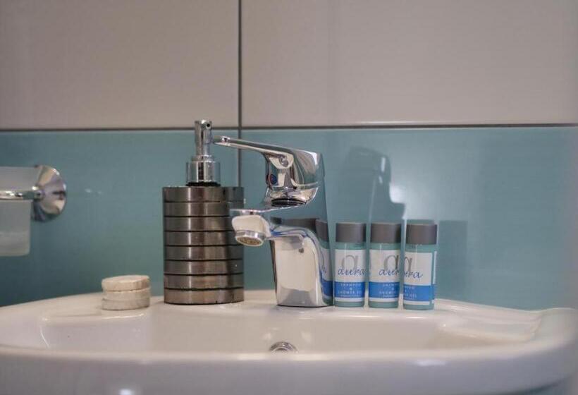 Deluxe Suite, Himara Royal