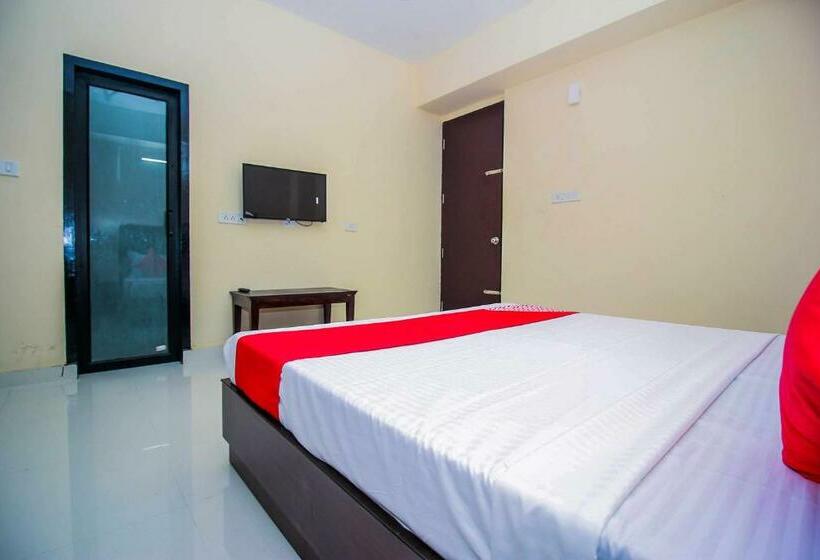 트리플 클래식 룸, Super Oyo Urban Ville