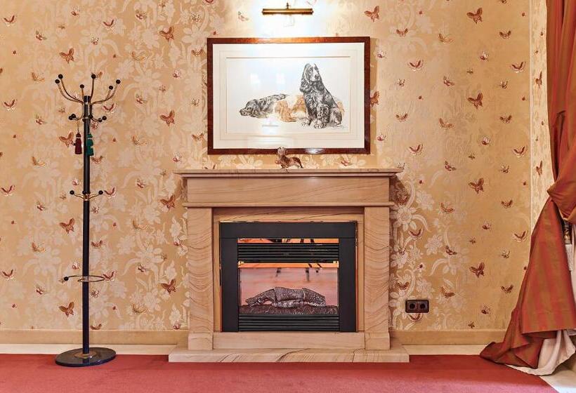 套房, Bernsteinschloss