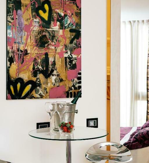 스탠다드 룸, Ad Sidera