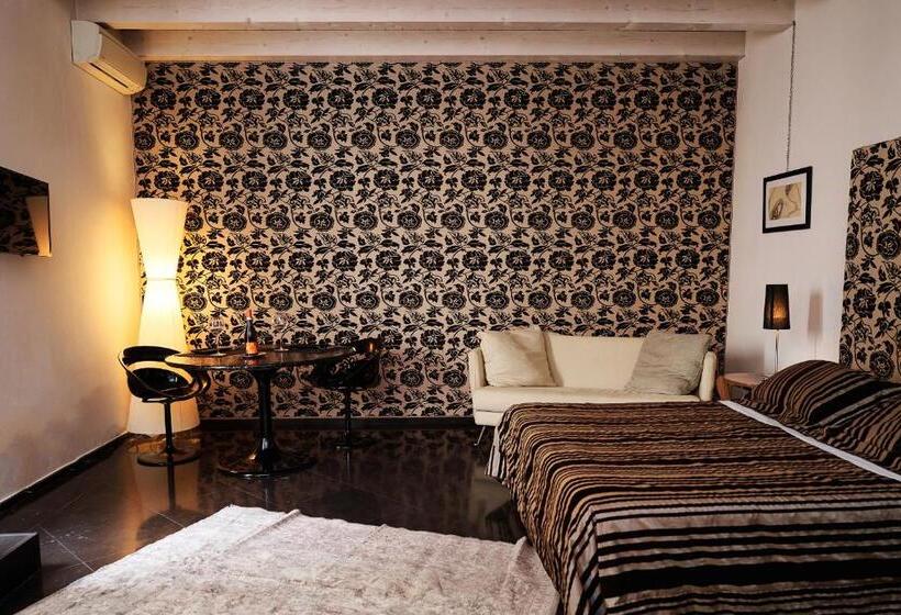 스탠다드 내측 룸, Ad Sidera