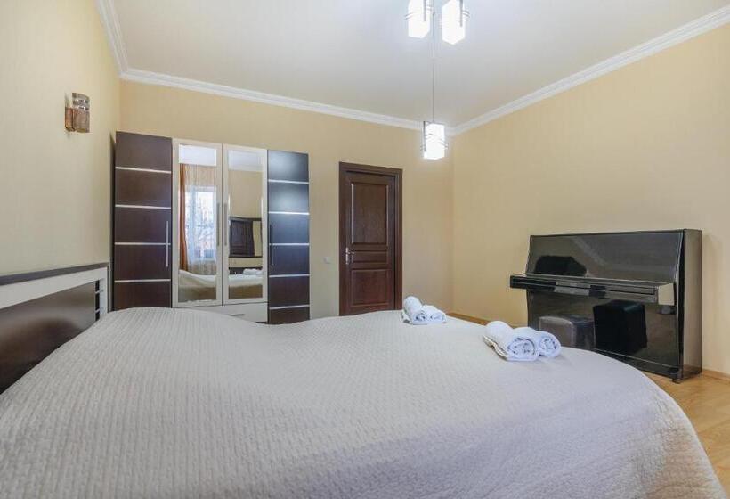 اتاق استاندارد, Alvani Inn