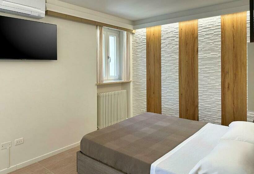 Номер Стандарт, La Residenza Di Opera Arte