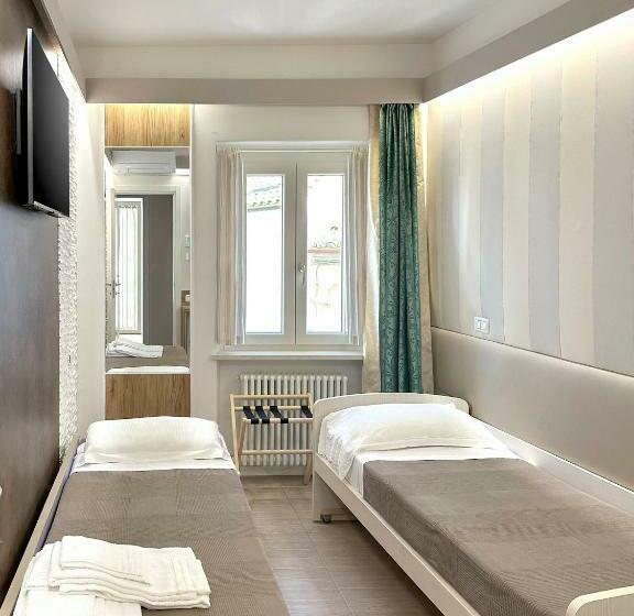 Четырехместный Номер Стандарт, La Residenza Di Opera Arte